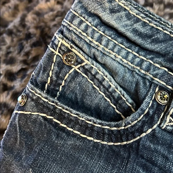 Rock Revival 30 Blue Denim Shorts with White Stitching - Picture 10 of 16